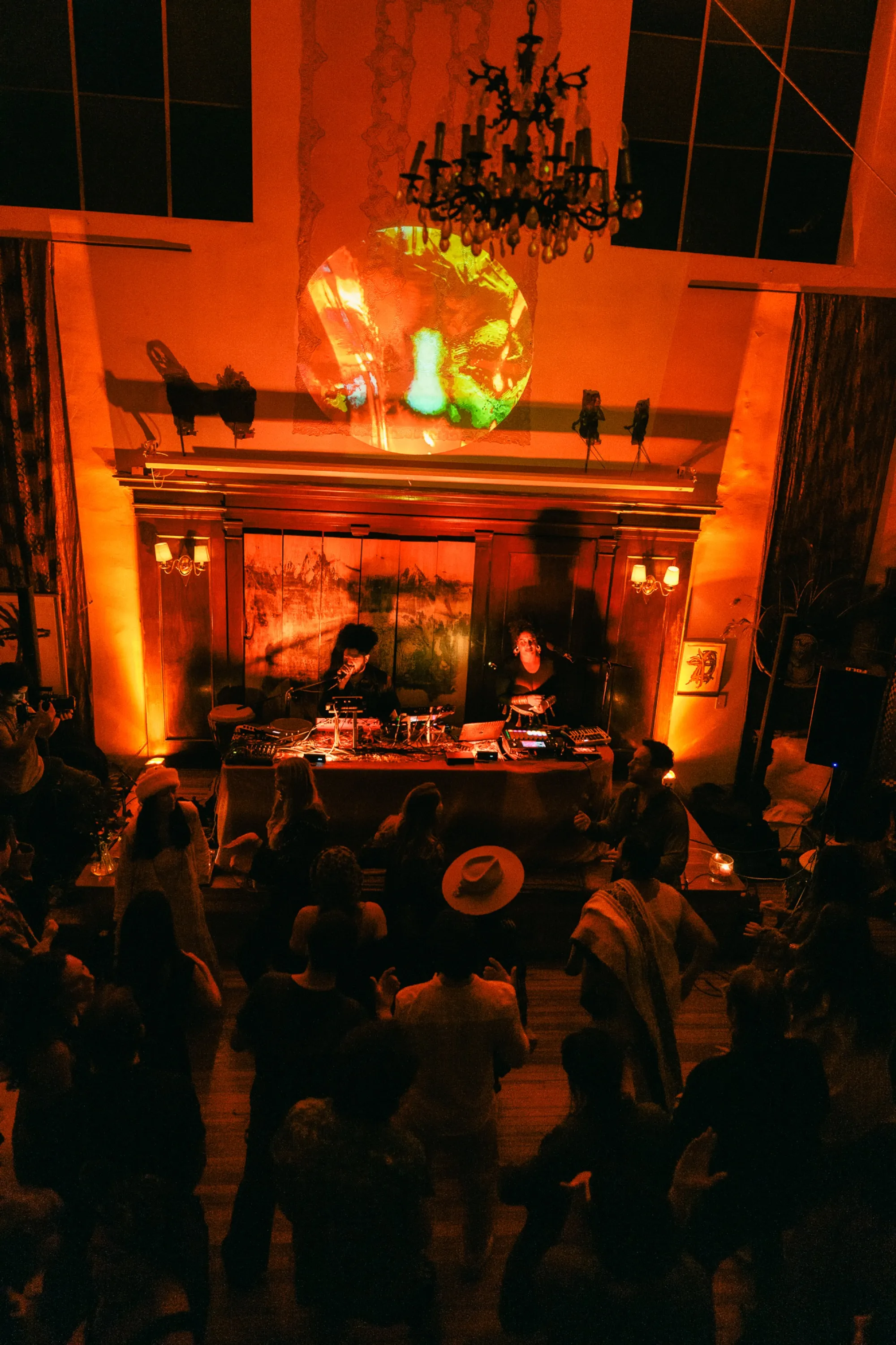 Global artist Benjamin Urbaez and DJ Dreeemy live improvisation at Love Is Everything Harlem music ceremony