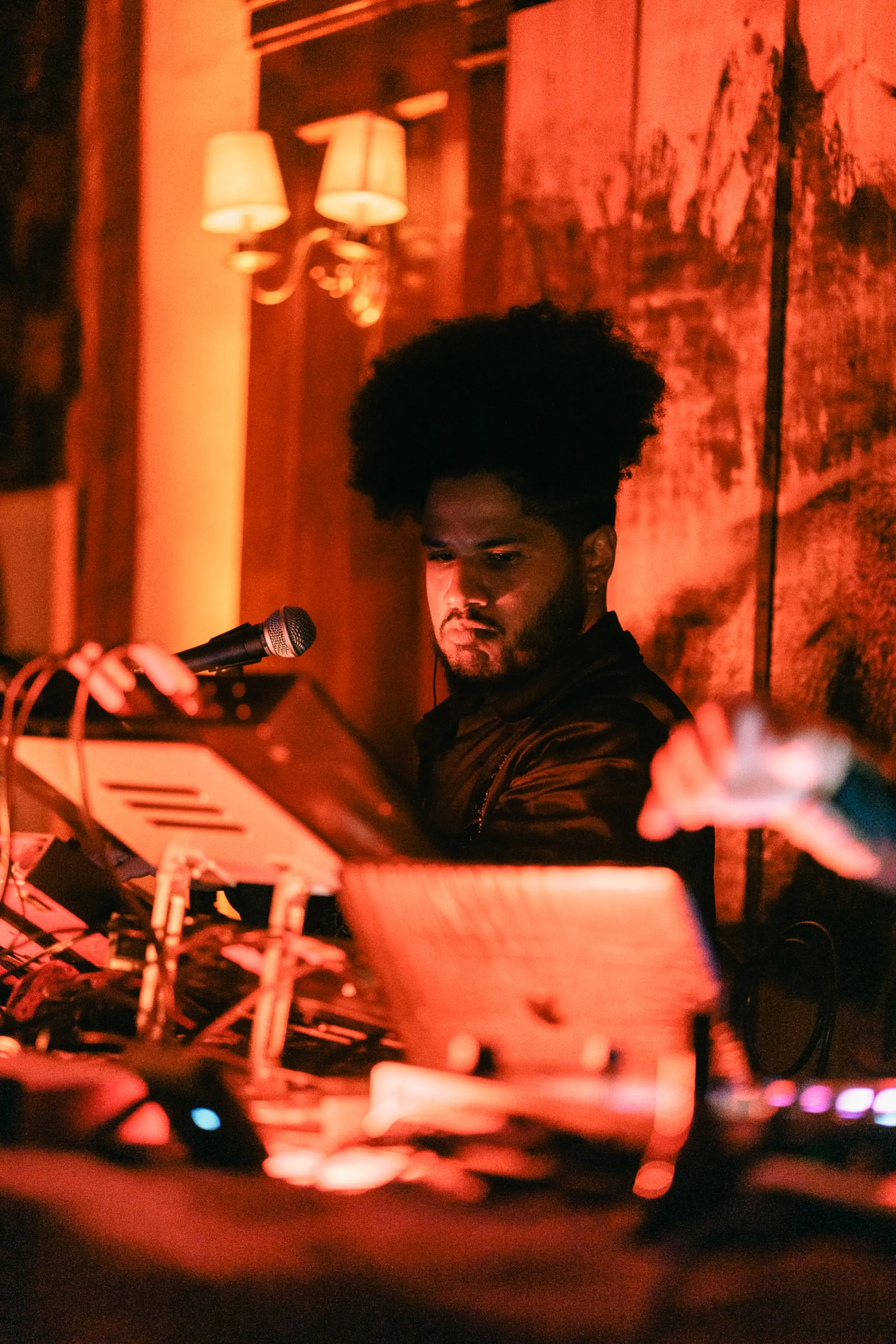 Global artist Benjamin Urbaez and DJ Dreeemy performing bilingual music at Harlem spiritual gathering