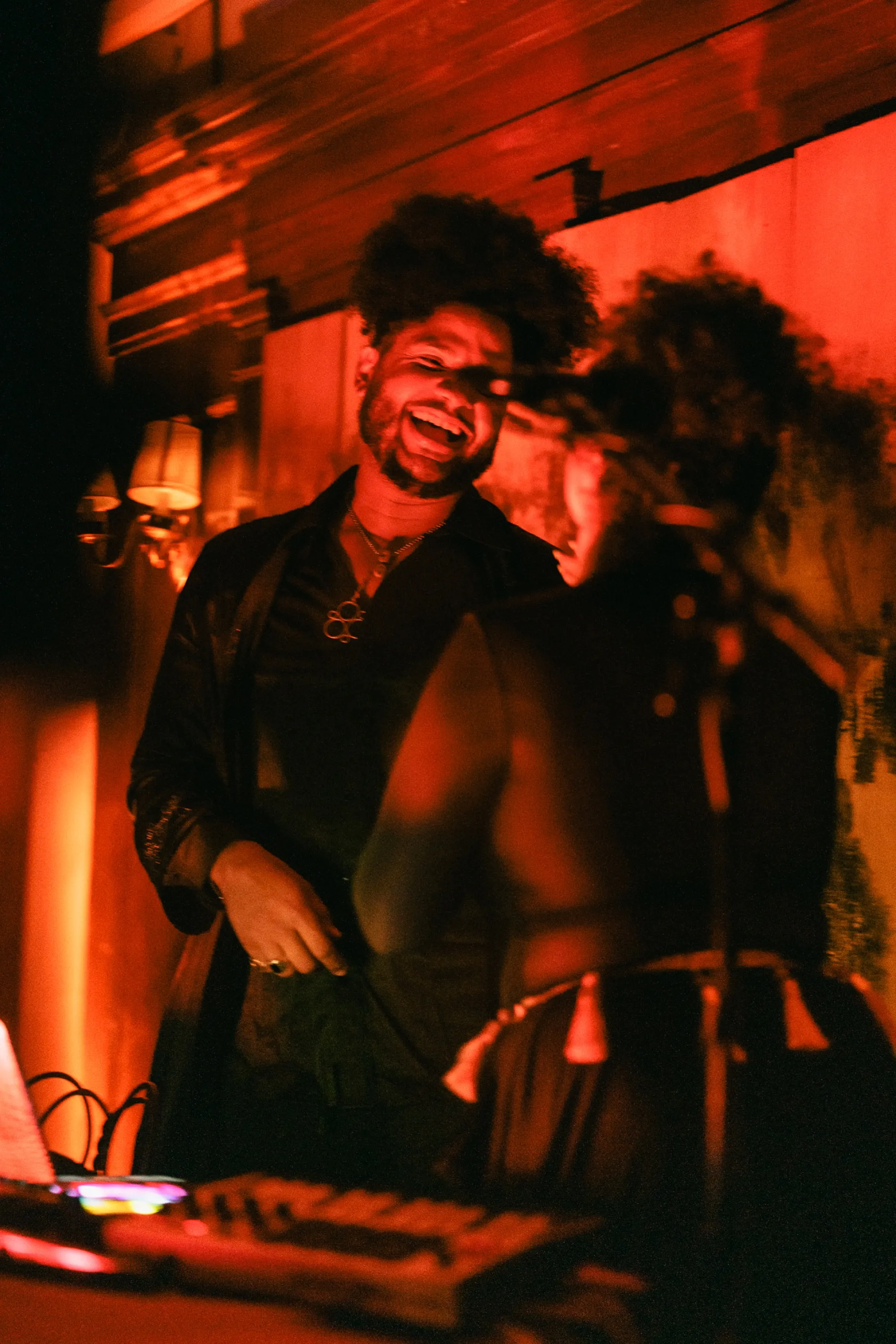 Global artist Benjamin Urbaez and DJ Dreeemy at Love Is Everything event Harlem - spiritual music performance